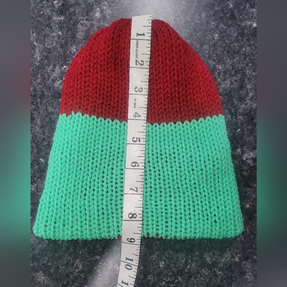 Beanie - Picture 2 of 3